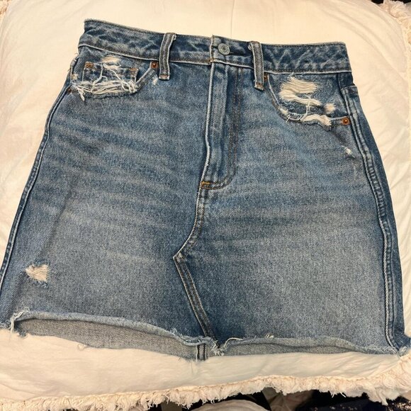 Abercrombie & Fitch Dresses & Skirts - Abercrombie & Fitch Natural Rise Jean Skirt Women Ripped Denim Size 28/6